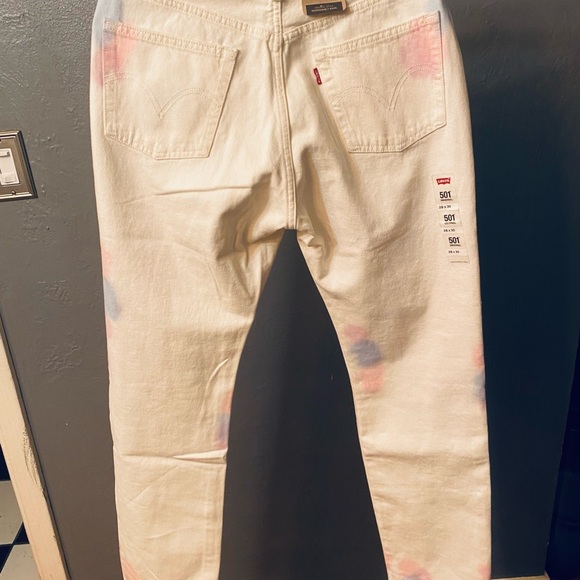 NWT Original Levi’s 501 Jeans Straight Leg Button Fly White Size 28x30 - Picture 11 of 12